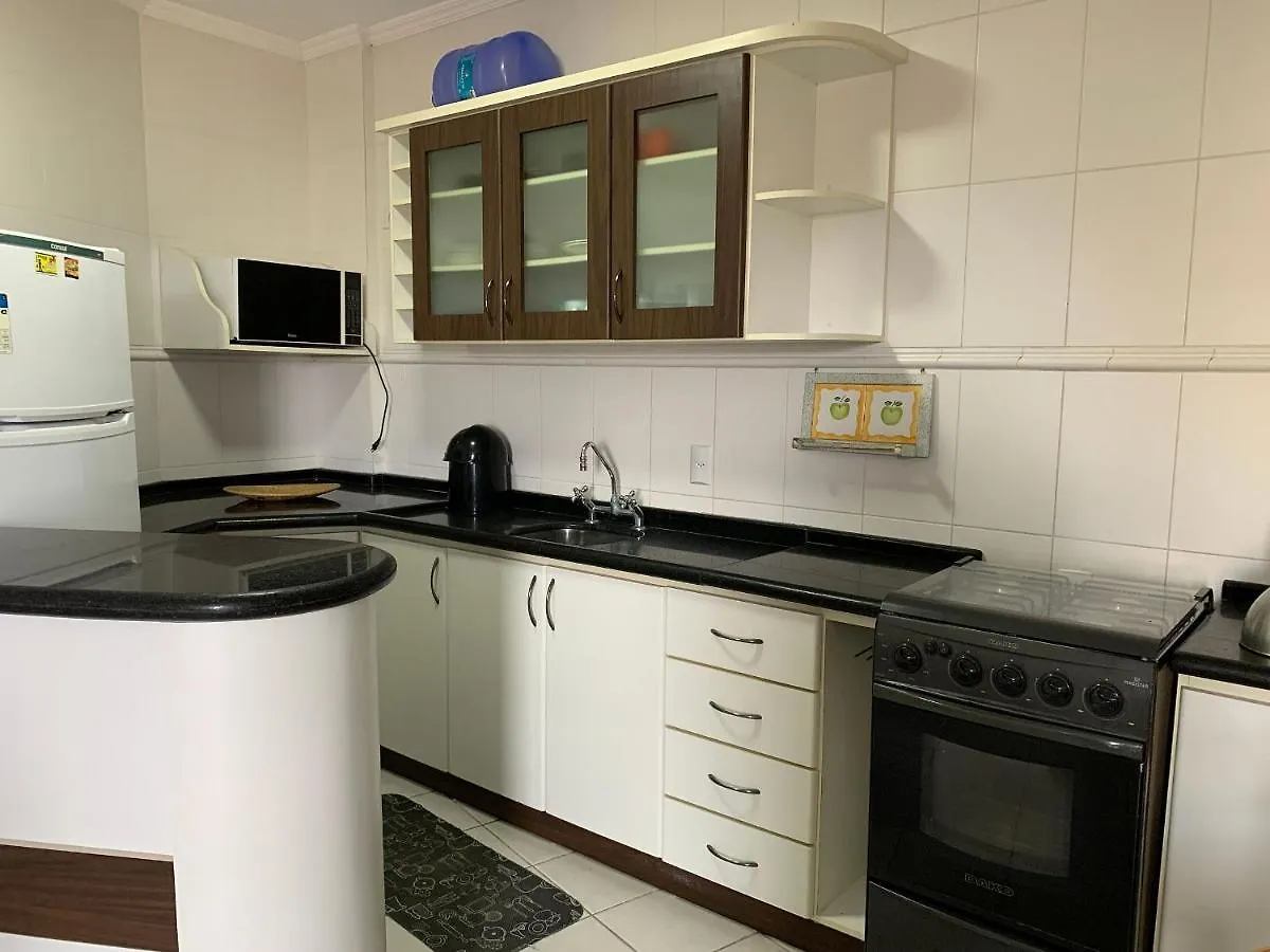 Ed Las Condes - Bombinhas Apartment