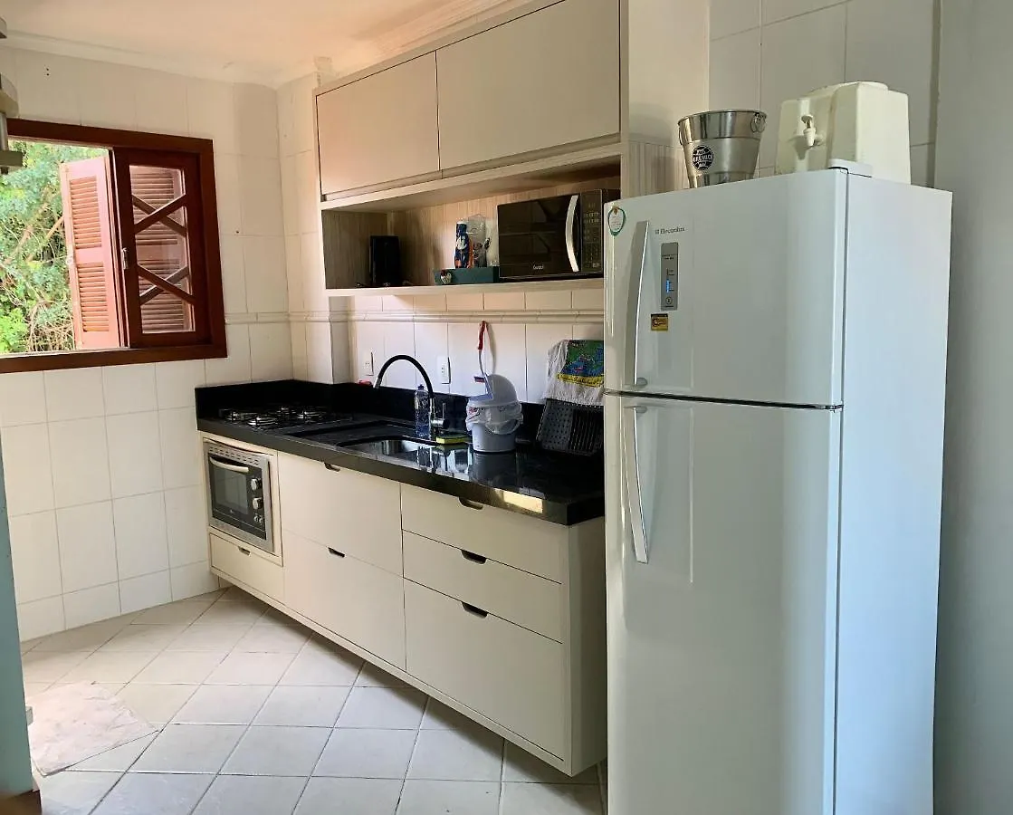 Ed Las Condes - Bombinhas Apartman